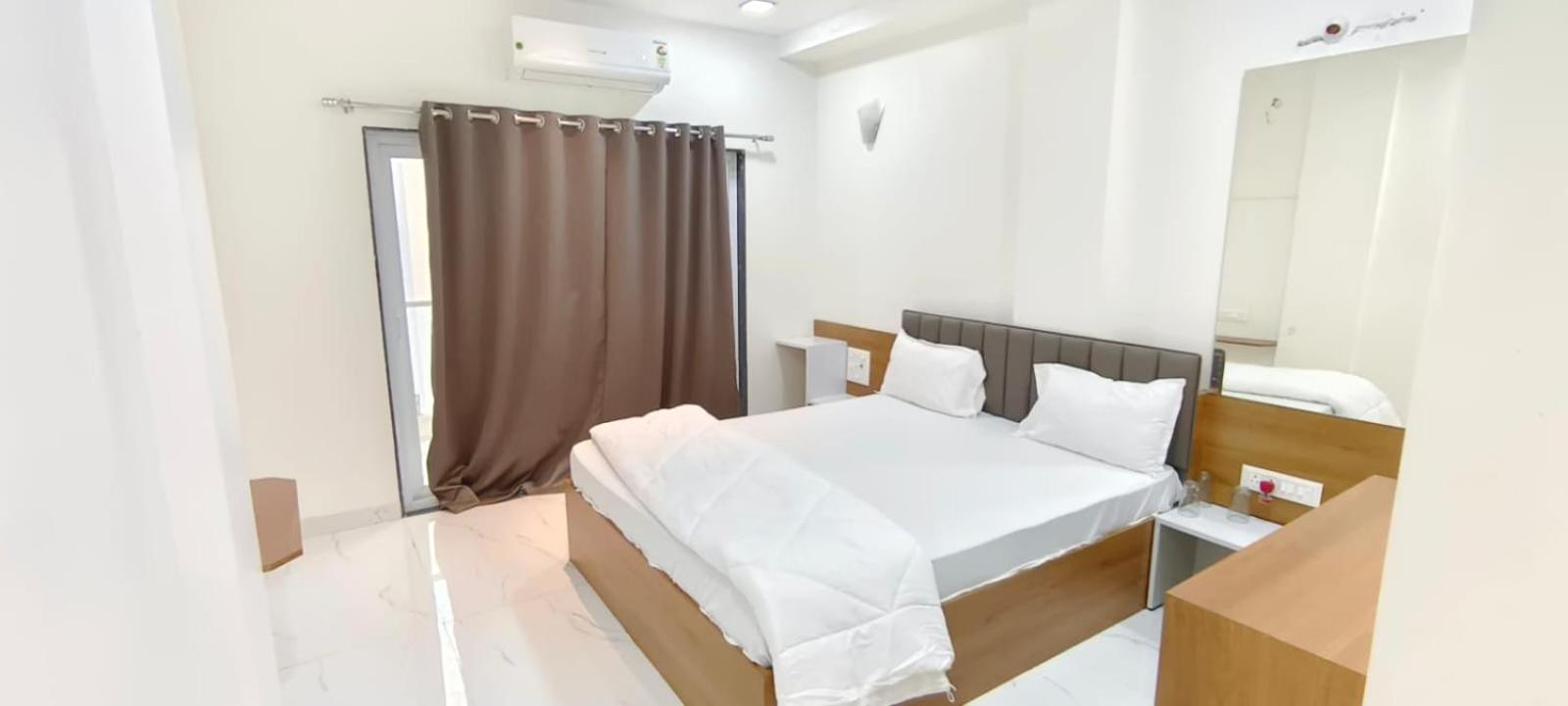 Hotel Mayur Residency Ellora Ngoại thất bức ảnh